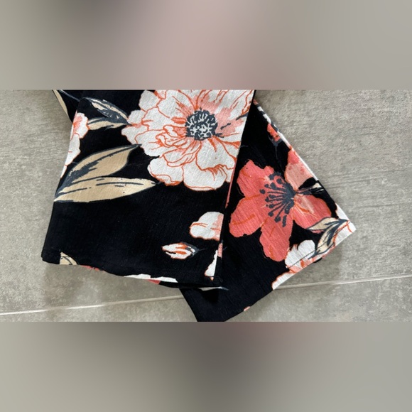 Roxy cropped floral tie top, XS - Picture 5 of 10